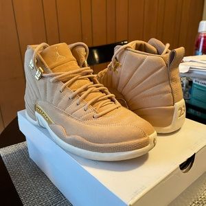 7.5 Women’s Air Jordan 12 Retro